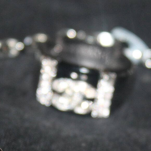 Just 4 Fun Jewelry Lot Necklace Bracelet Earrings Pin - Picture 4 of 5